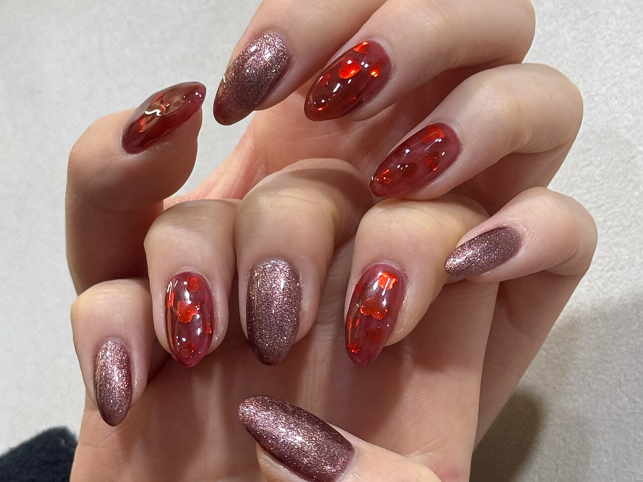 2025年秋トレンド】ボルドー ハートのネイルデザイン集｜人気順