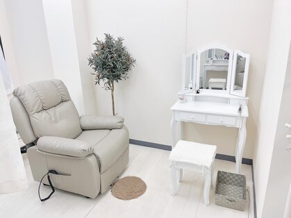 マツコのまつ育サロン さいたま大宮店の写真