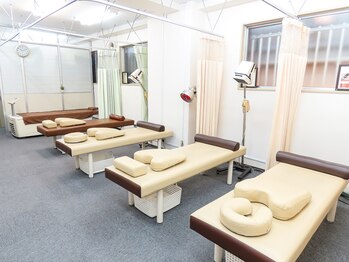 ワセダ接骨鍼灸マッサージ院/院内の様子