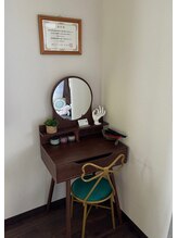 ルポ(Repos)/ドレッサーを設置しています。