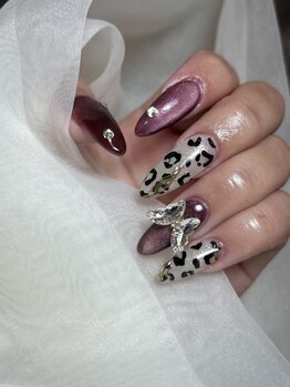 ラブリスタル(Loverystal)の写真/すらりと伸びた美しい指先に♪映える長さ出しnail！綺麗なフォルムやモチの良さに自信◎