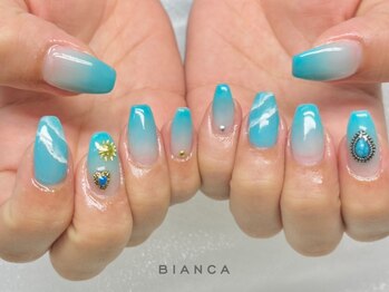 ビアンカ 武蔵浦和店(Bianca)の写真/旬のカラーやパーツで飾る夏デザインお任せください!店舗限定デザインもある贅沢な時間☆
