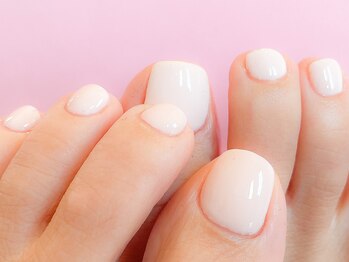 コナ(KONA)/冬でも綺麗な爪先