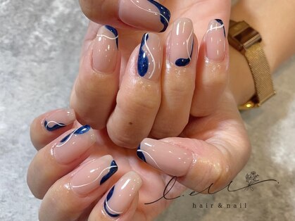 エル(ell.)の写真