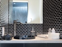 エボ パーソナルトレーニングジム 吹上店(E.V.O)/【アメニティグッズ完備】