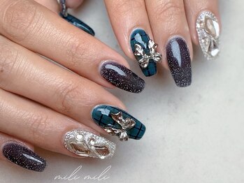 ミリ ミリ(mili mili)/チェックネイル