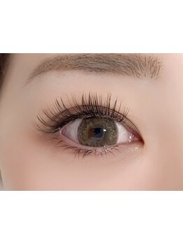 ボリュームのある目元にしたい