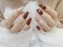 フロップニク(FLOPNIK)の雰囲気（季節に合わせたネイルも大人気◎）