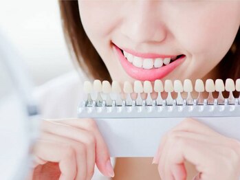 ココホワイトニング(coco whitening)の写真/【初回限定】お得なクーポン有◎ホワイトニング8分2回☆自分本来の白い歯へ♪歯の黄ばみ諦めていませんか?