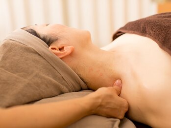 ねむりら/全身アロマオイルトリートメント