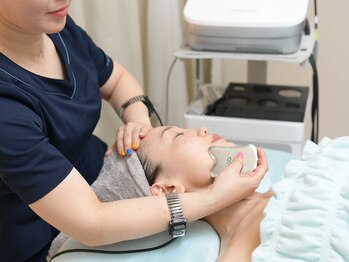 グロウ バイ フェイシャルデザイン アンド アイ(GROW)/GROW式4D小顔メソッド♪