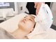 サロン ド グレイシャス エステティック(Salon de GRACIOUS esthetic)の写真/自信の持てる魅せ肌へ！大小２種類のアタッチメントで細かい部分や眉下まで全身網羅脱毛♪
