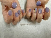 ダイナ ムーン(Dyna moon.)/ブルーと押し花ネイル