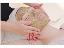 芸能人もやってるハーブピーリング＋幹細胞美容液＋毛穴洗浄♪