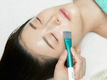 ハリロイヤル トーキョー武蔵小山/ラミネーションピールで高ツヤ肌