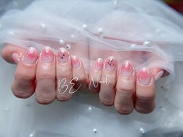 ラメチークネイル