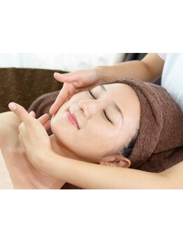 ホウレイ線・たるみ改善！予防ケア