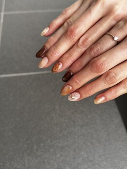 ナナ ネイル(Nana nail)/3Dフラワーフルデザイン