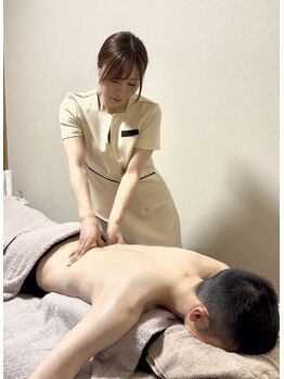 ぬくもりの手の写真/心も身体もリラックス。ドライヘッドマッサージ&オイルリンパマッサージで頭から足先まで全身を癒やします