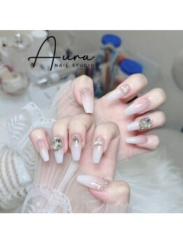 オーラネイル(Aura Nail)/ちゅるん白グラデ