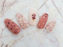 ビーケア 自由が丘店(B.care)/フラワーネイル￥7480