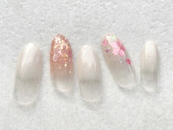 ターラ(Tara)/桜ネイル