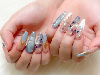 ルアナ(Luana.)/夏ネイル詰め込みネイル