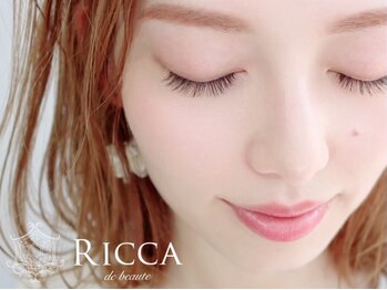リッカ ドゥ ボーテ(RICCA de beaute)の写真/◆大人女性に大人気◆目の形に合わせた自然なセパレートまつげ/キープ力・扱いやすいデザイン自慢のサロン