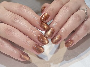 アイラッシュアンドネイル専門店 クラル 茅ヶ崎店(CURAR)の写真/【選べるカラー70色以上!】人気のマグネットorフラッシュワンカラー◇華やかなラメからナチュラルまでOK♪