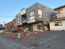 ネイルソワン フットアンドハンド(nail soin foot&hand)の雰囲気（1～4の一列が当店の駐車場になります。）