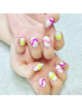 ヒトミネイルズ(Hitomi Nails)/