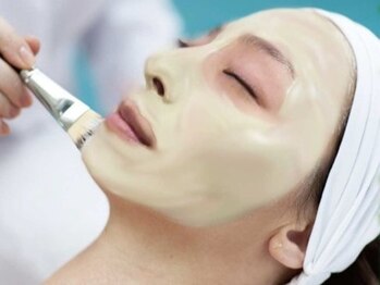 ココラの写真/【当店人気★古い角質を洗い流すピーリング】天然由来成分(フルーツ酸＋ハーブ)を使用し古い角質を除去促進
