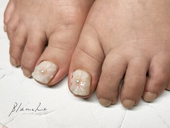 ブランシュ(BLANCHE)/ぷっくりフラワー