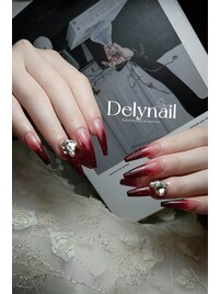 深みボルドーのグラデーション