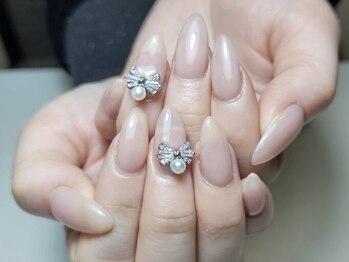 Luo Silque Naha まつげパーマ/パリジェンヌ/マツエク/LED/眉毛/韓国/パラジェル/パーツ追加してます♪