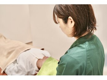 ライフ整骨院 センター北駅院の写真/首肩こり・頭痛を根本改善！繰り返す不調の原因にアプローチする整体・鍼灸