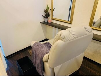 エムアンドコー(m&co.)