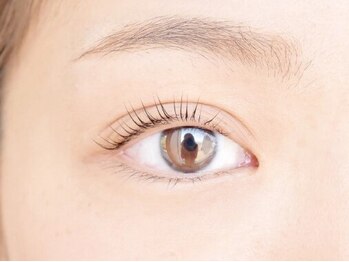 ムーン(Moon)/パリジェンヌラッシュリフト