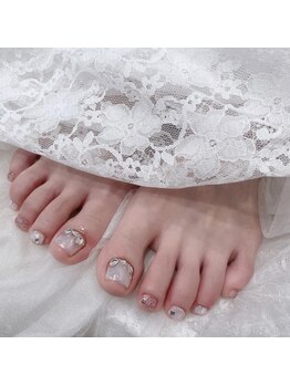リンドネイル バイ モカ アンド ララ(Lind nail by moca and LaLa)/フットネイル