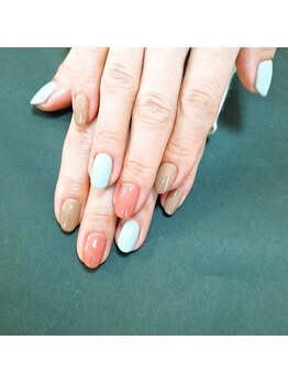 ネイルルーム プリル(Nail Room pulir)/