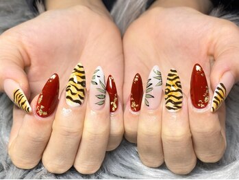 ネイルズヴィナティ(Nails VINATI)の写真/【河原町】長さだしネイルでいつもと違うあなたに！技術力×経験豊富なオーナーによる施術が定評◎