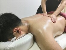 ワン セイビア 元住吉店/メンズ:オイルケア 背中