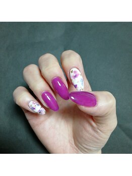 ネイルルーム プリル(Nail Room pulir)/