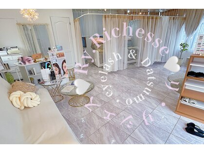 リ リシェス(Ry.Richesse)の写真