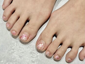 ローズデール アベイユ(ROSEDALE Abeille)の写真/【期間限定クーポンあり】今から始める“先取りフットネイル”で足元からおしゃれに♪