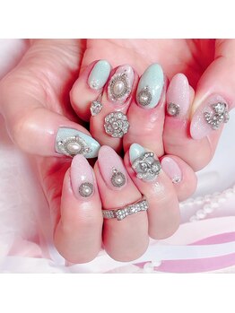 ブルベサマー＋CHANELネイル