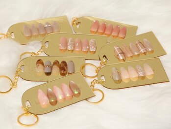 And beautyの写真/《スキマ時間しかない日でもOK★》定額なのにワガママが叶う!豊富なデザインから私だけの指先を♪