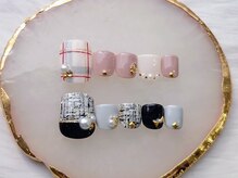 通年フットネイルもデザイン豊富☆フット定額\7000～