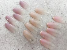 アバネイル 藤が丘(AVA NAIL)/ストーン先端ミラーネイル