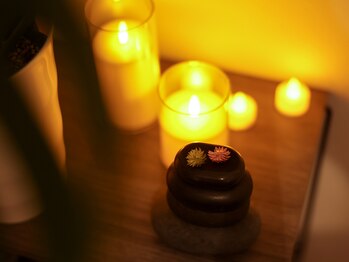 ジェラルアン(Jelaruang)/ホットストーンで身体の深部に